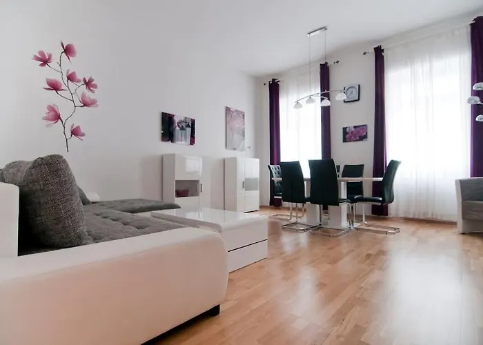 Apartment Center *