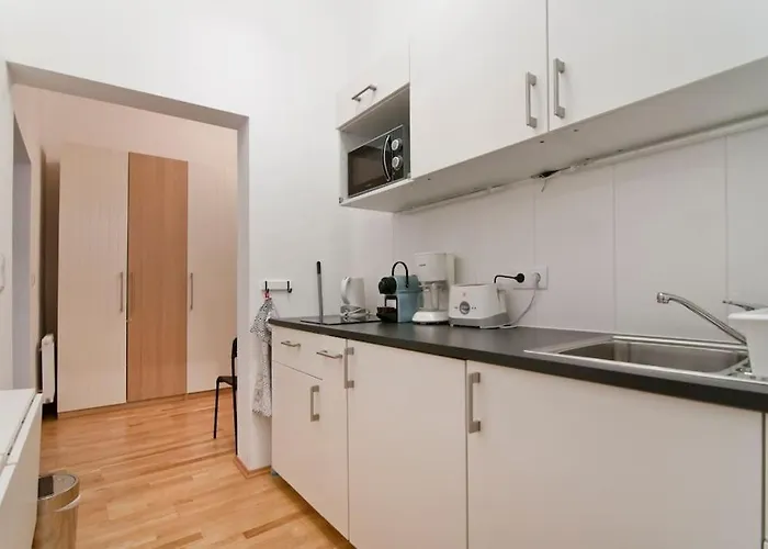 Apartment Center