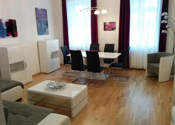 Center Apartment